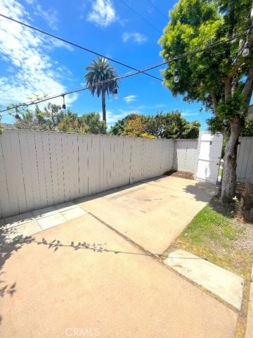 666 Glenneyre Street, Laguna Beach, CA 92651