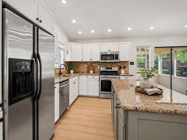 5917 Figland Street, Pearland, TX 77584