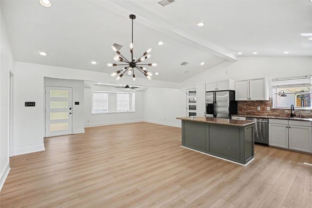 5917 Figland Street, Pearland, TX 77584