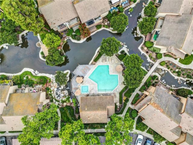 326 Tangelo 323, Irvine, CA 92618
