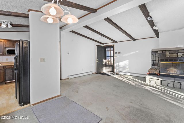 52 Ravine Drive, Matawan, NJ 07747