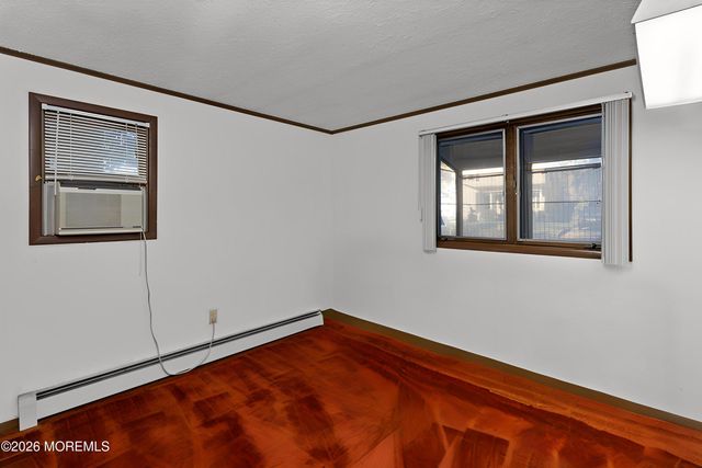 52 Ravine Drive, Matawan, NJ 07747
