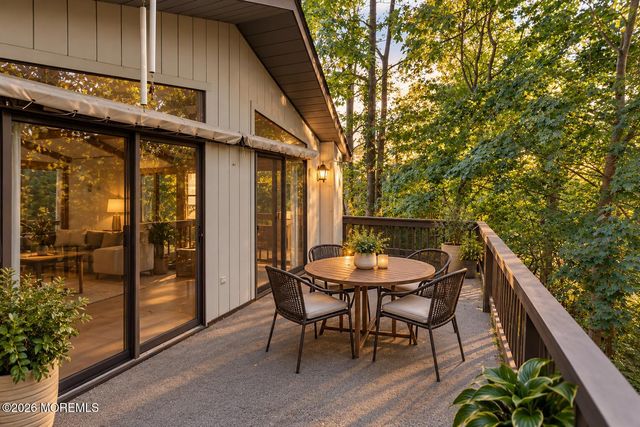 52 Ravine Drive, Matawan, NJ 07747