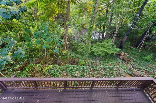 52 Ravine Drive, Matawan, NJ 07747