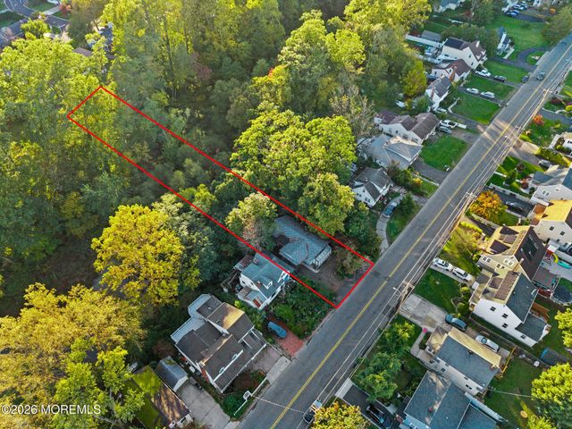 52 Ravine Drive, Matawan, NJ 07747