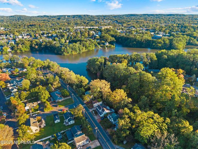 52 Ravine Drive, Matawan, NJ 07747