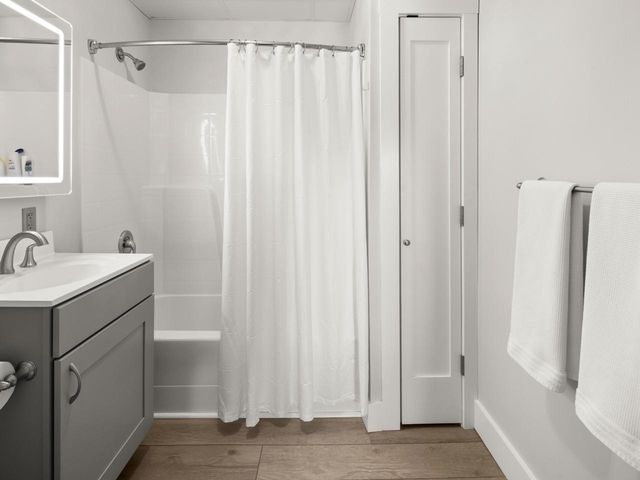 22 Kimball Ave Unit 307, South Burlington, VT 05403