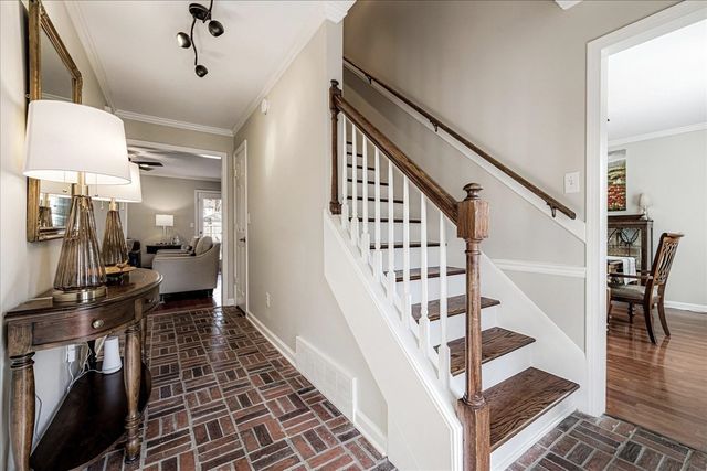 6992 CORSICA DR, Germantown, TN 38138