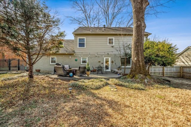 6992 CORSICA DR, Germantown, TN 38138