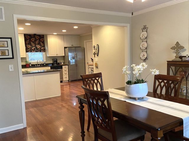 6992 CORSICA DR, Germantown, TN 38138