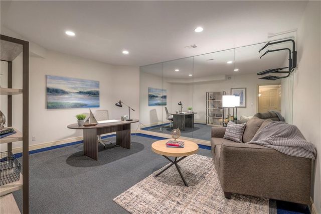 16911 Meadow Lane, Loch Lloyd, MO 64012