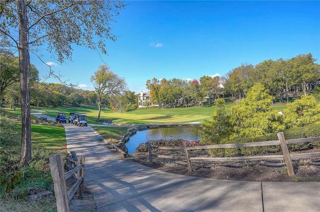 16911 Meadow Lane, Loch Lloyd, MO 64012