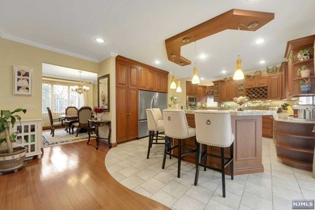 624 Alps Road, Wayne, NJ 07470