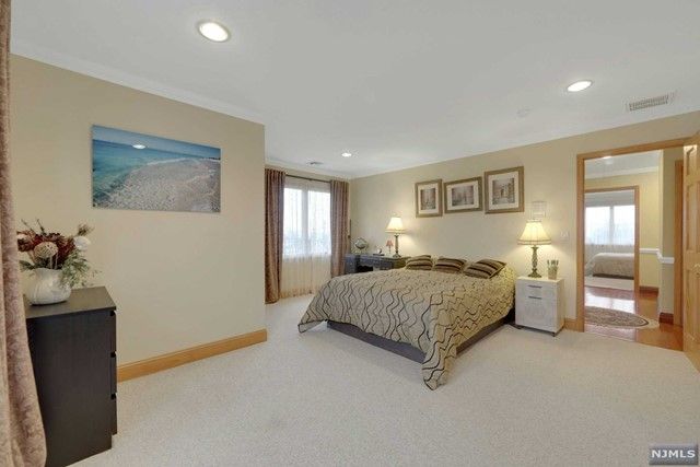 624 Alps Road, Wayne, NJ 07470