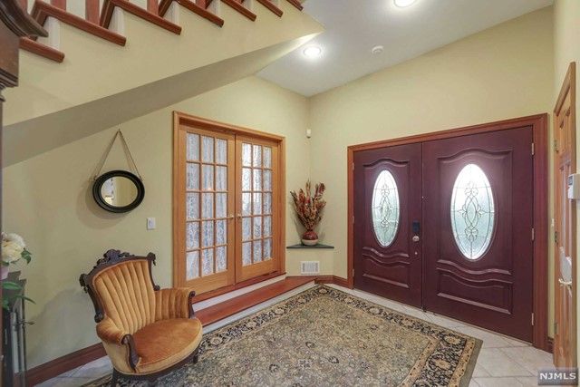 624 Alps Road, Wayne, NJ 07470