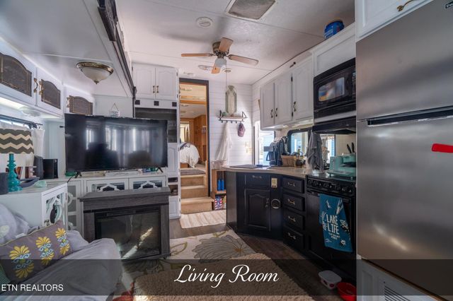 88 Apache Tr, Crossville, TN 38572