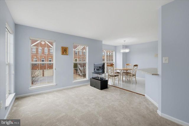 44107 SAXONY TER, Ashburn, VA 20147