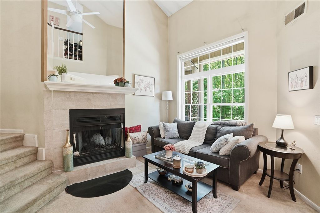 626 Smithfield Road 1201, North Providence, RI 02904