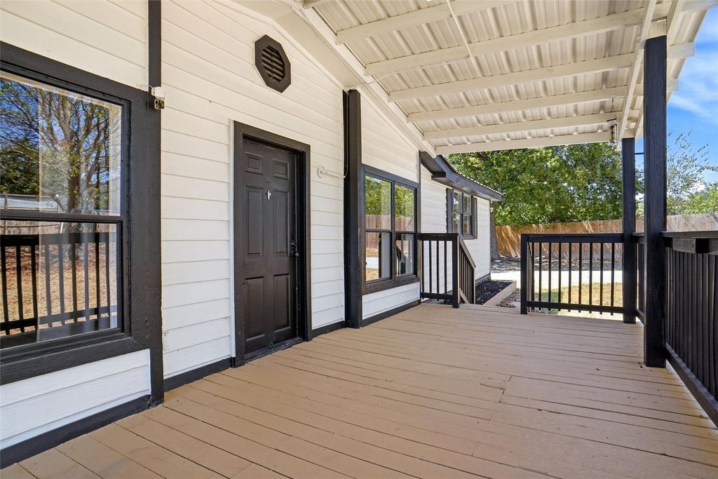 276 Wonder Drive, Springtown, TX 76082 — photo 5