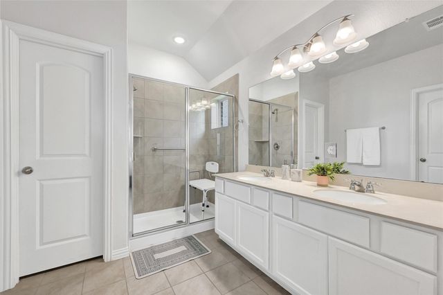 562 Long Beach Bay Dr, Katy, TX 77493