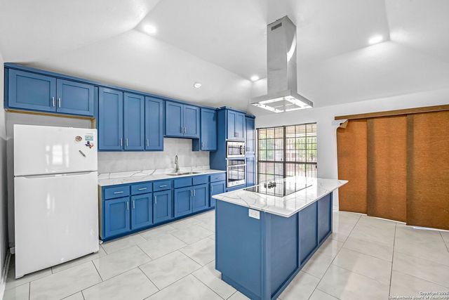 514 JACKSON KELLER RD, San Antonio, TX 78216