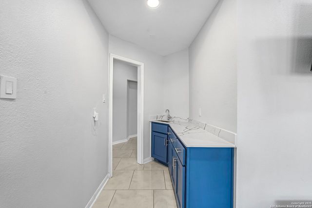 514 JACKSON KELLER RD, San Antonio, TX 78216