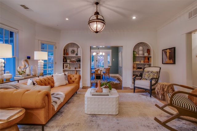 5911 Reiger Avenue, Dallas, TX 75214