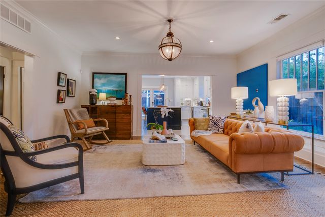 5911 Reiger Avenue, Dallas, TX 75214