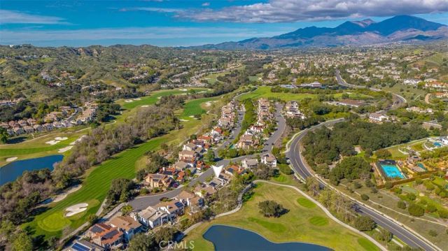 16 Meritage, Coto De Caza, CA 92679