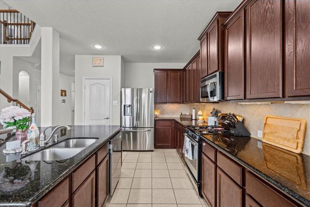2871 Ginger Cove Lane, Dickinson, TX 77539