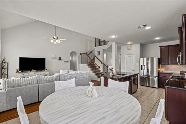 2871 Ginger Cove Lane, Dickinson, TX 77539