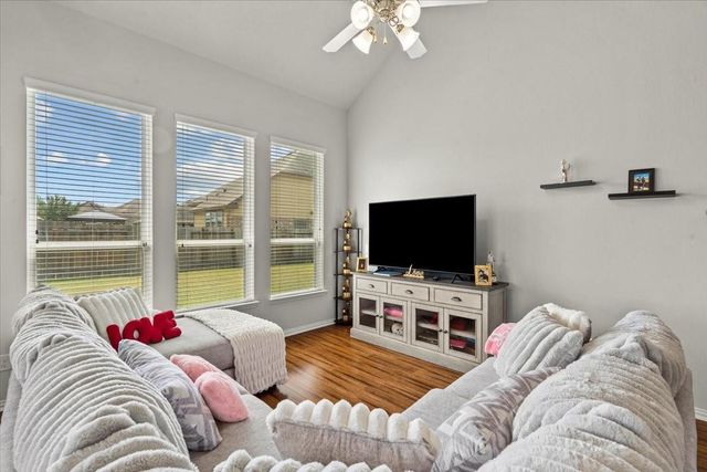 2871 Ginger Cove Lane, Dickinson, TX 77539