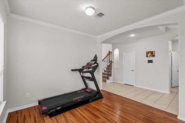 2871 Ginger Cove Lane, Dickinson, TX 77539