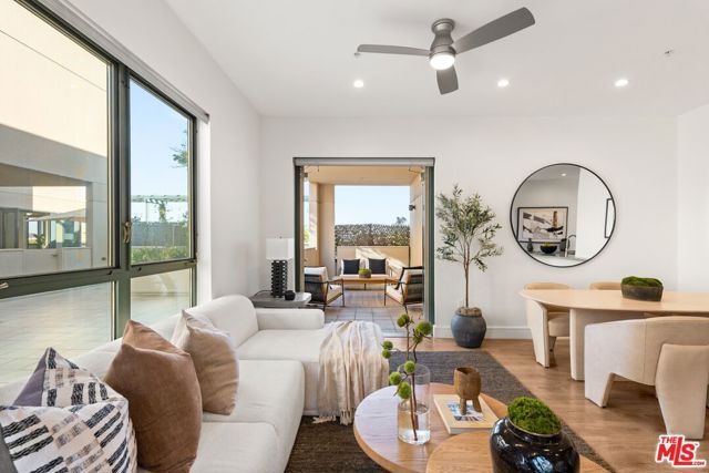 2300 Wilshire Boulevard 219, Santa Monica, CA 90403