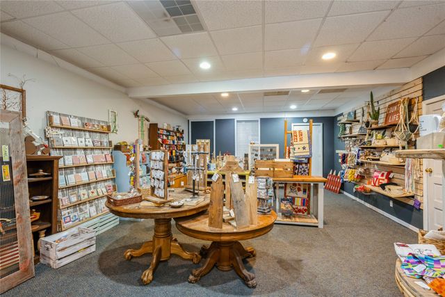 110 W Court Avenue, Winterset, IA 50273