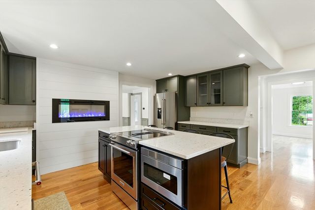 267 F S. Main Street, Hopedale, MA 01747