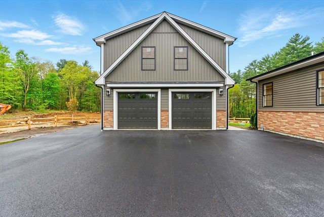 267 F S. Main Street, Hopedale, MA 01747