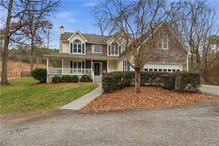 680 E Valley NE Road, Rydal, GA 30171