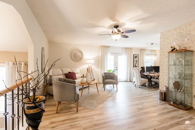 1518 Holly Lane, Junction City, KS 66441