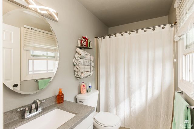 1518 Holly Lane, Junction City, KS 66441