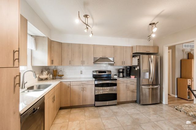 1518 Holly Lane, Junction City, KS 66441