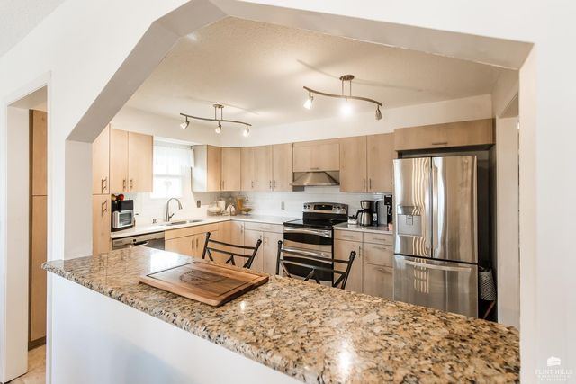 1518 Holly Lane, Junction City, KS 66441