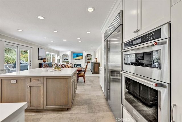 394 S Smokeridge, Anaheim Hills, CA 92807