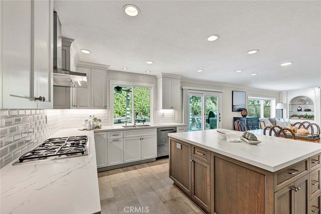 394 S Smokeridge, Anaheim Hills, CA 92807