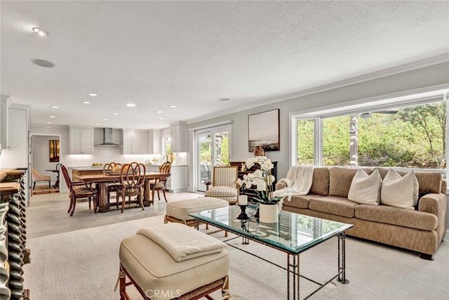 394 S Smokeridge, Anaheim Hills, CA 92807