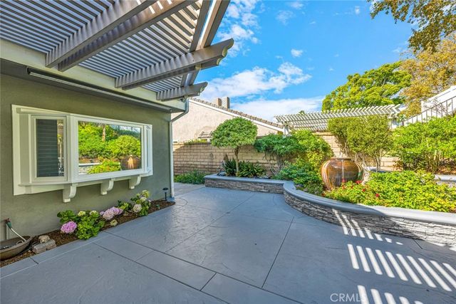 394 S Smokeridge, Anaheim Hills, CA 92807