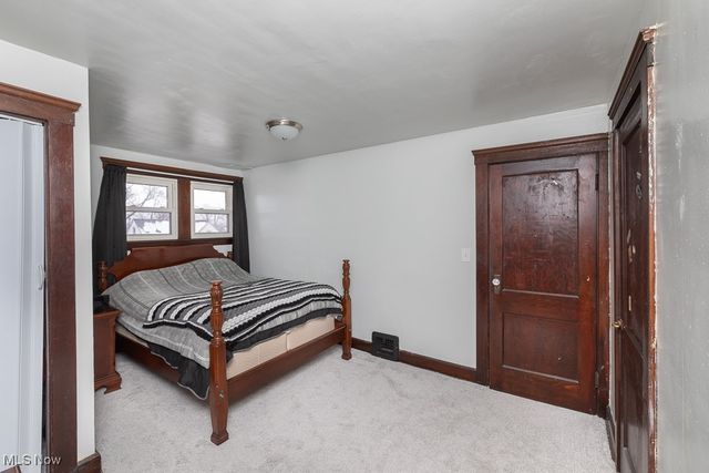 4572 W 149th Street, Cleveland, OH 44135