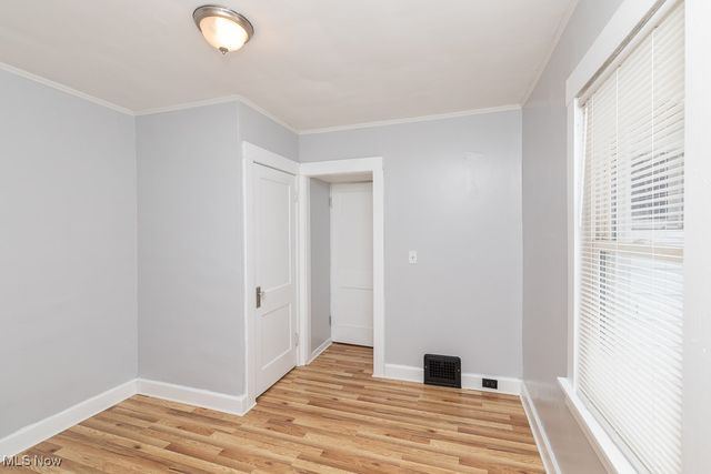 4572 W 149th Street, Cleveland, OH 44135