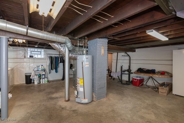 4572 W 149th Street, Cleveland, OH 44135