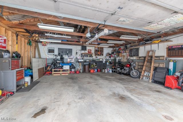 4572 W 149th Street, Cleveland, OH 44135